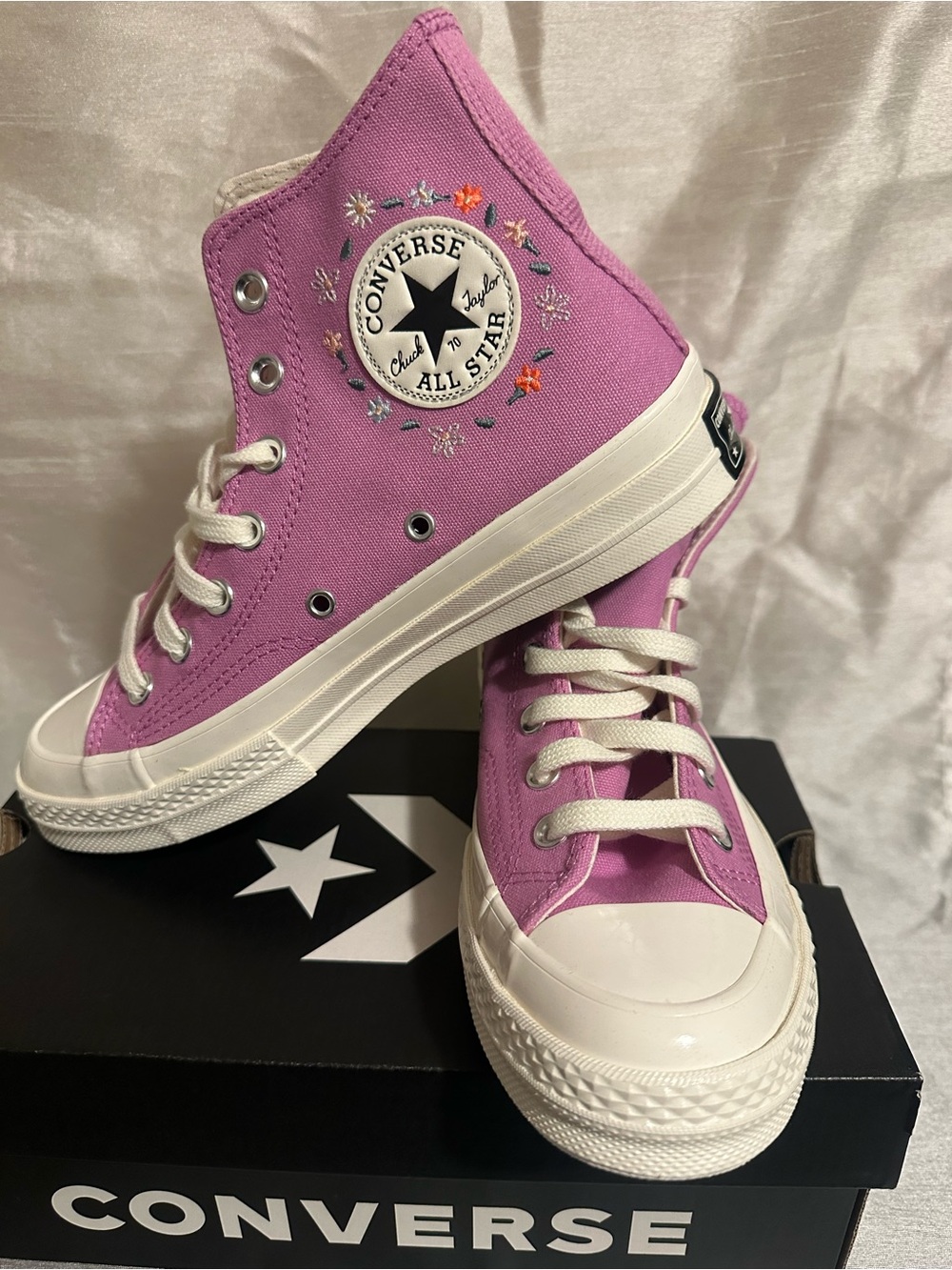 Converse Chuck Taylor All Star High Top Sneakers - lilac
